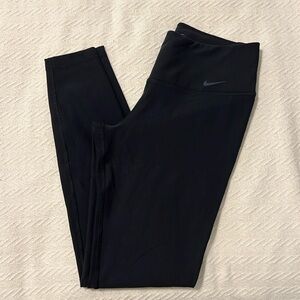 Nike dri-fit leggings. Small short. Worn once
